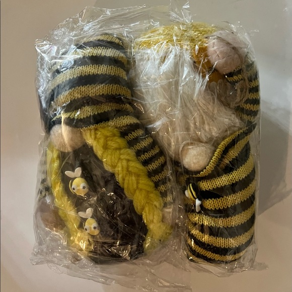 Bee Gnome Scandinavian Home Bee Decor Set of 2 for Farmhouse Kitchen Shelf - Picture 2 of 10